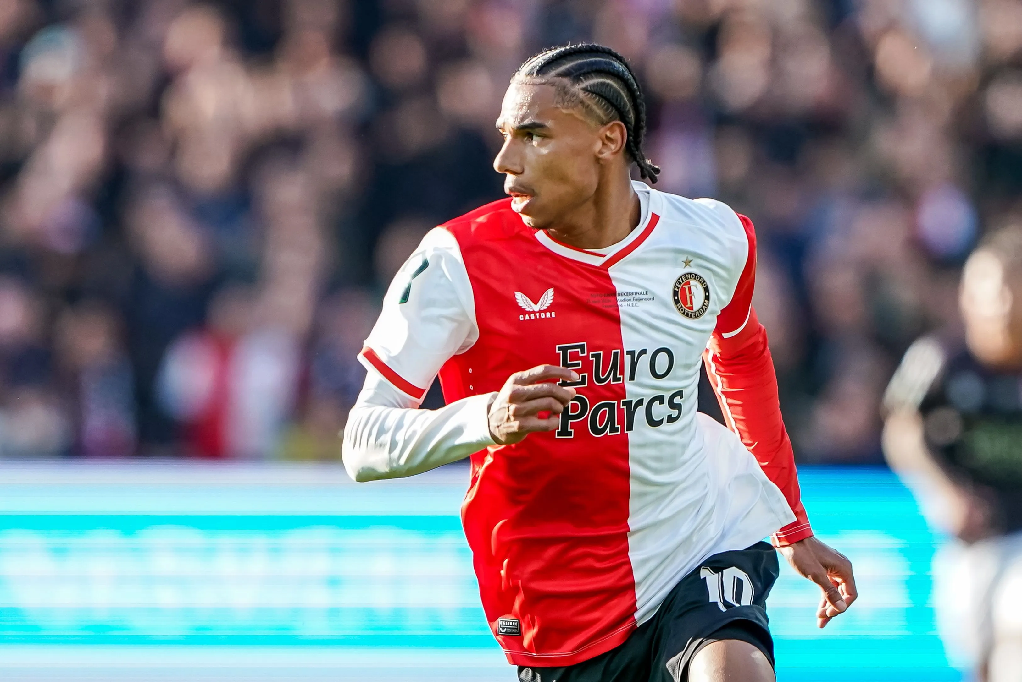 Zieke Stengs ontbreekt bij Eredivisie-opener Feyenoord