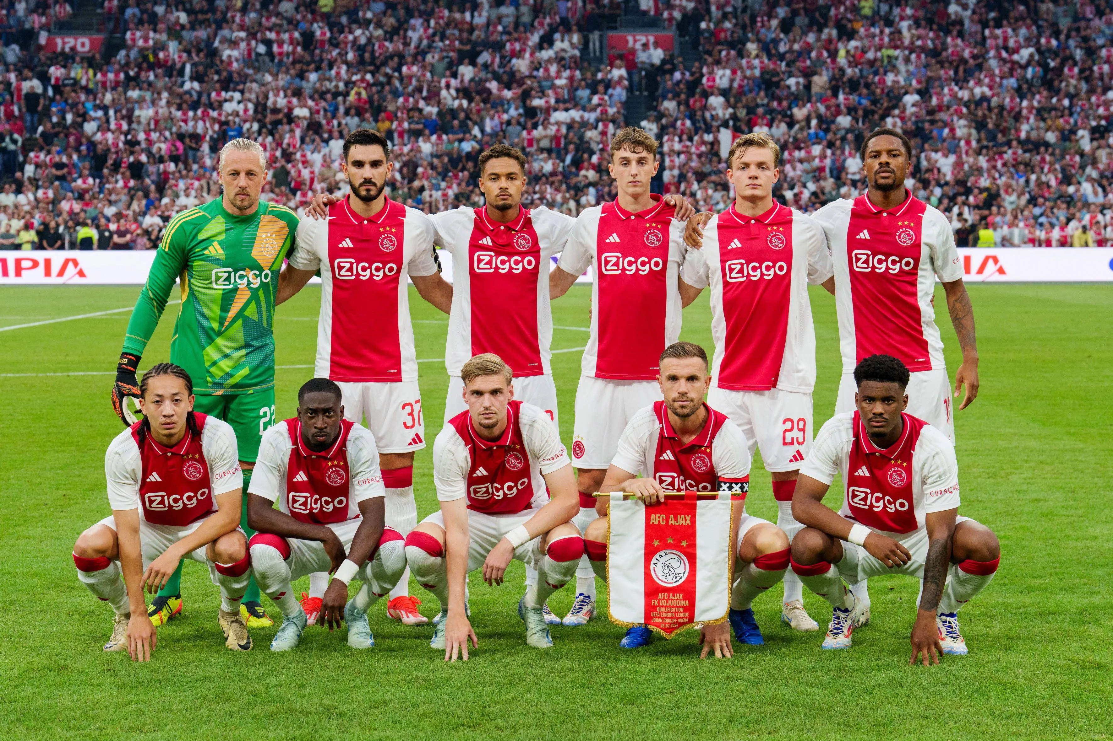 Ajacied wijst contractverlenging af, Amsterdammers moeten vrezen voor transfervrij vertrek