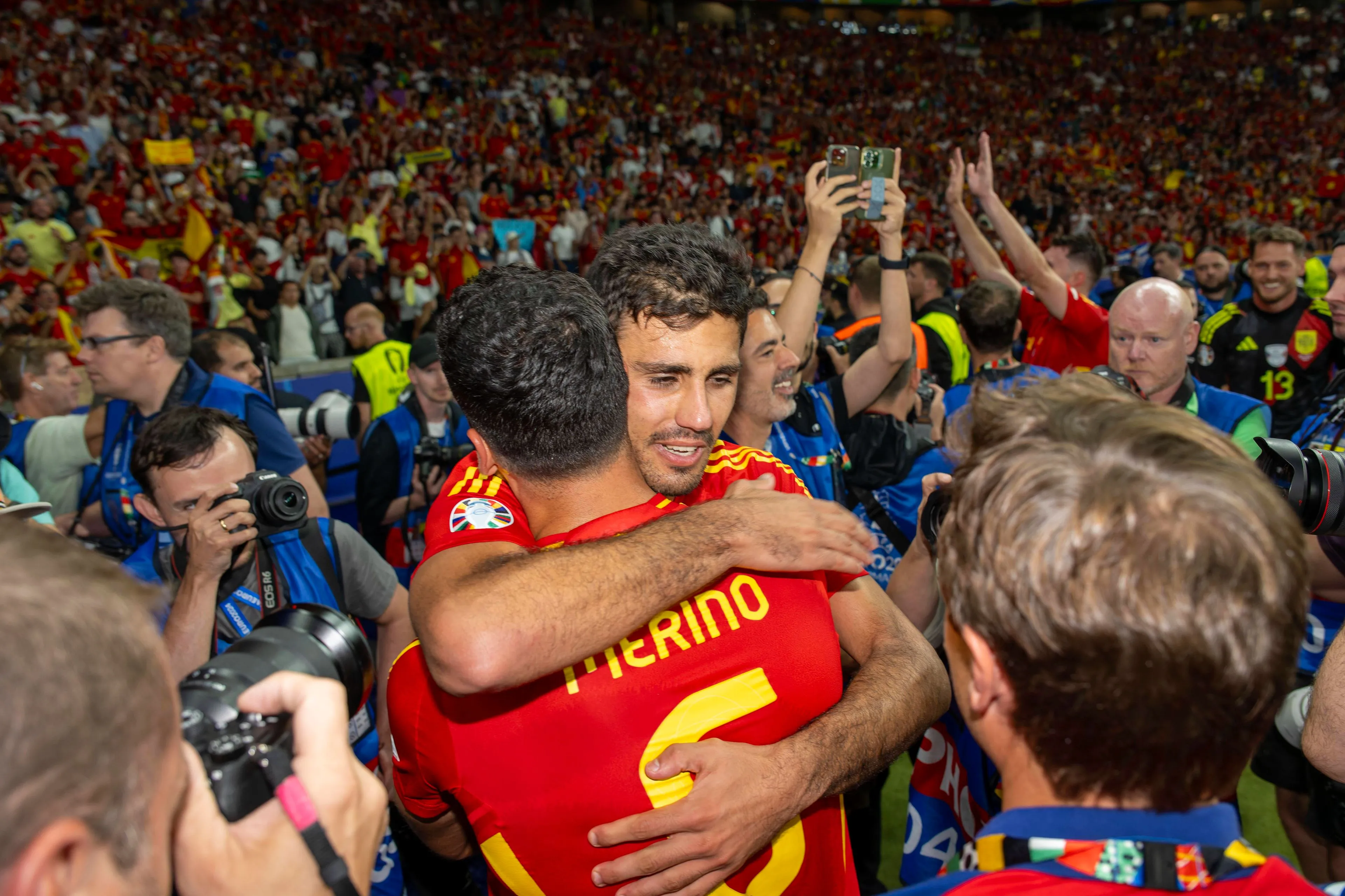 Arsenal dicht bij komst EK-held Spanje