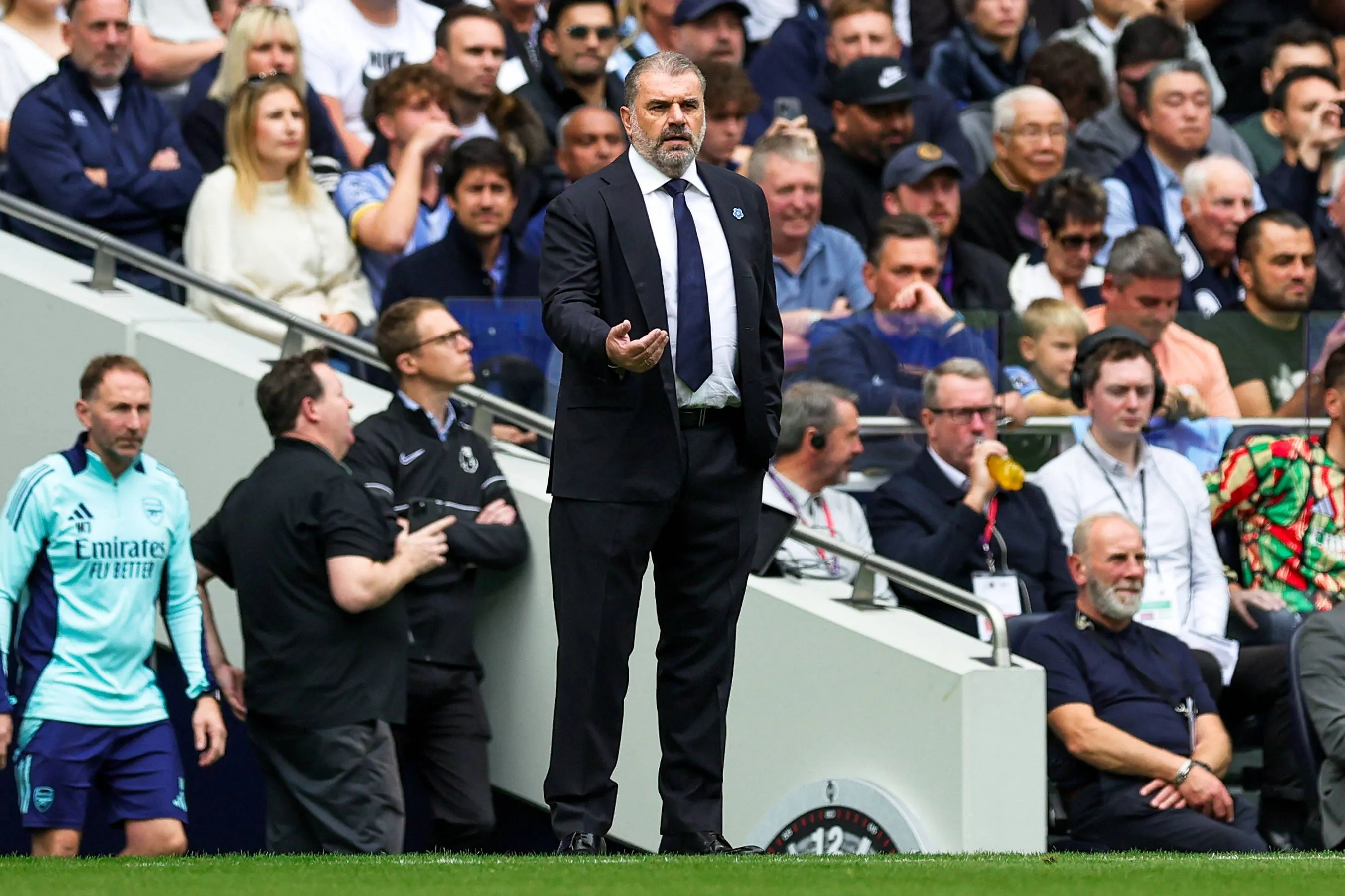 Coach van Tottenham bijt van zich af na confrontatie met oude quote: 'Denk je dat het opschepperij is?'