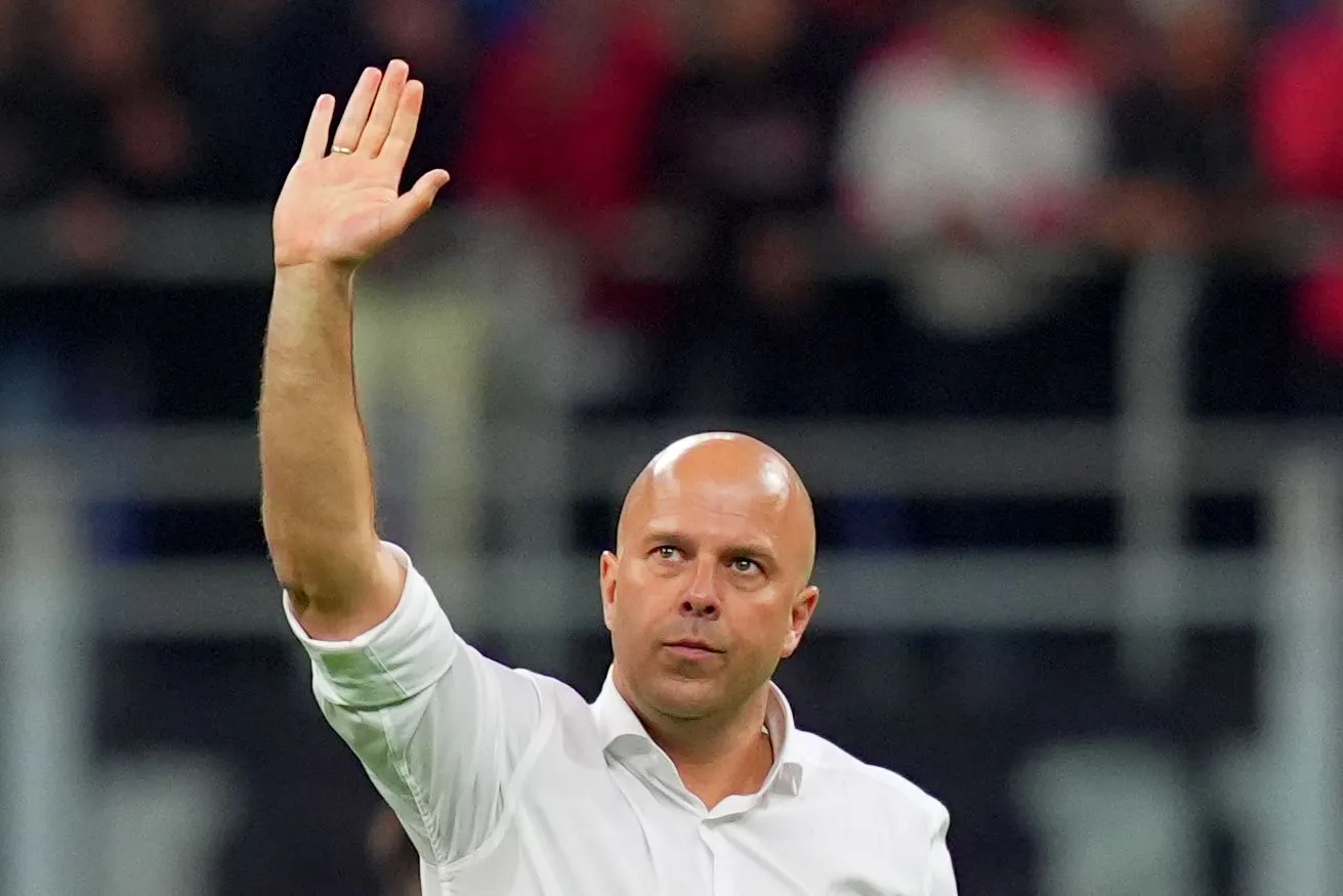 Slot viert verjaardag met overwinning op Milan: 'Geweldige manier'