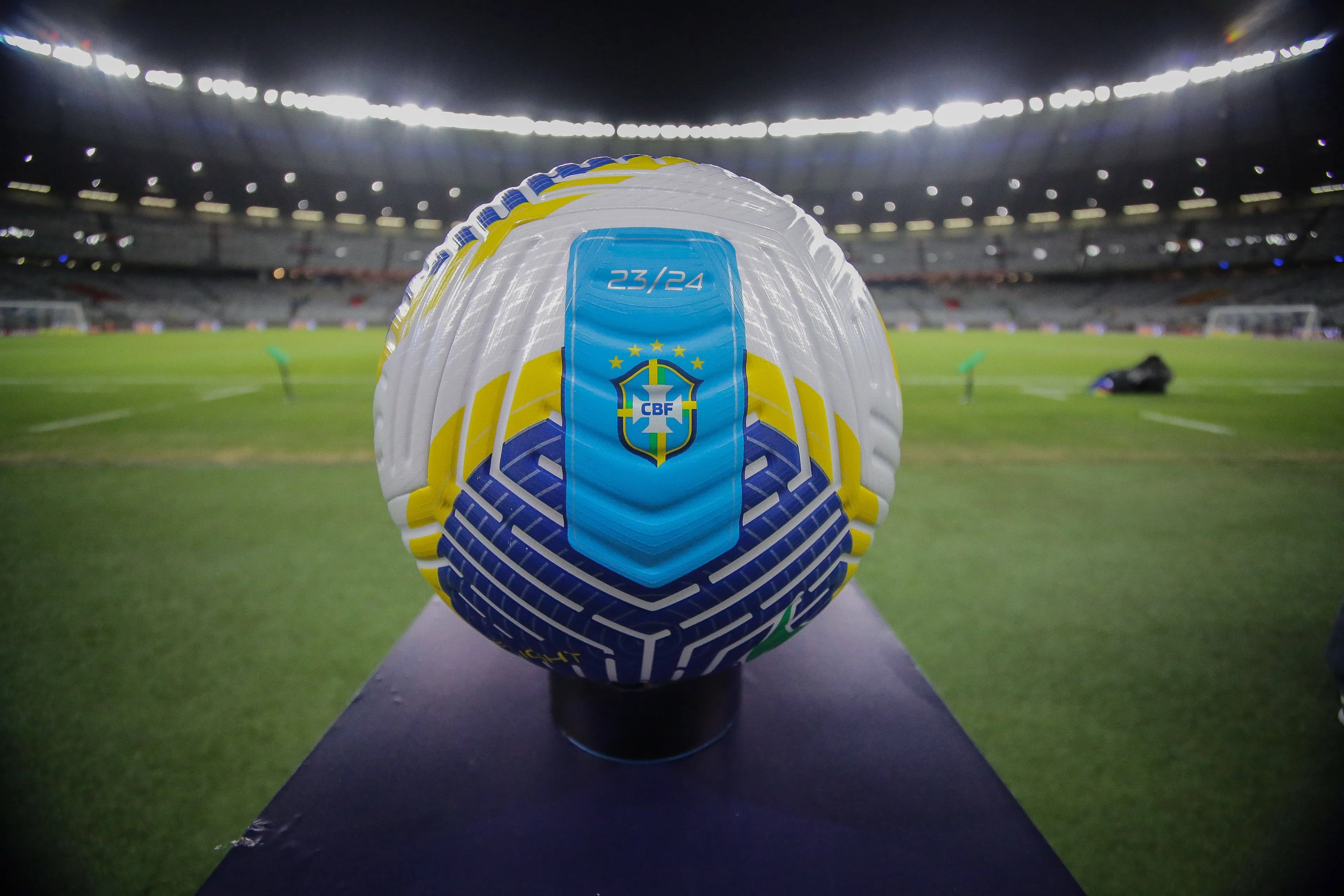 Braziliaanse voetbalfan overlijdt na aanval rivaliserende fans