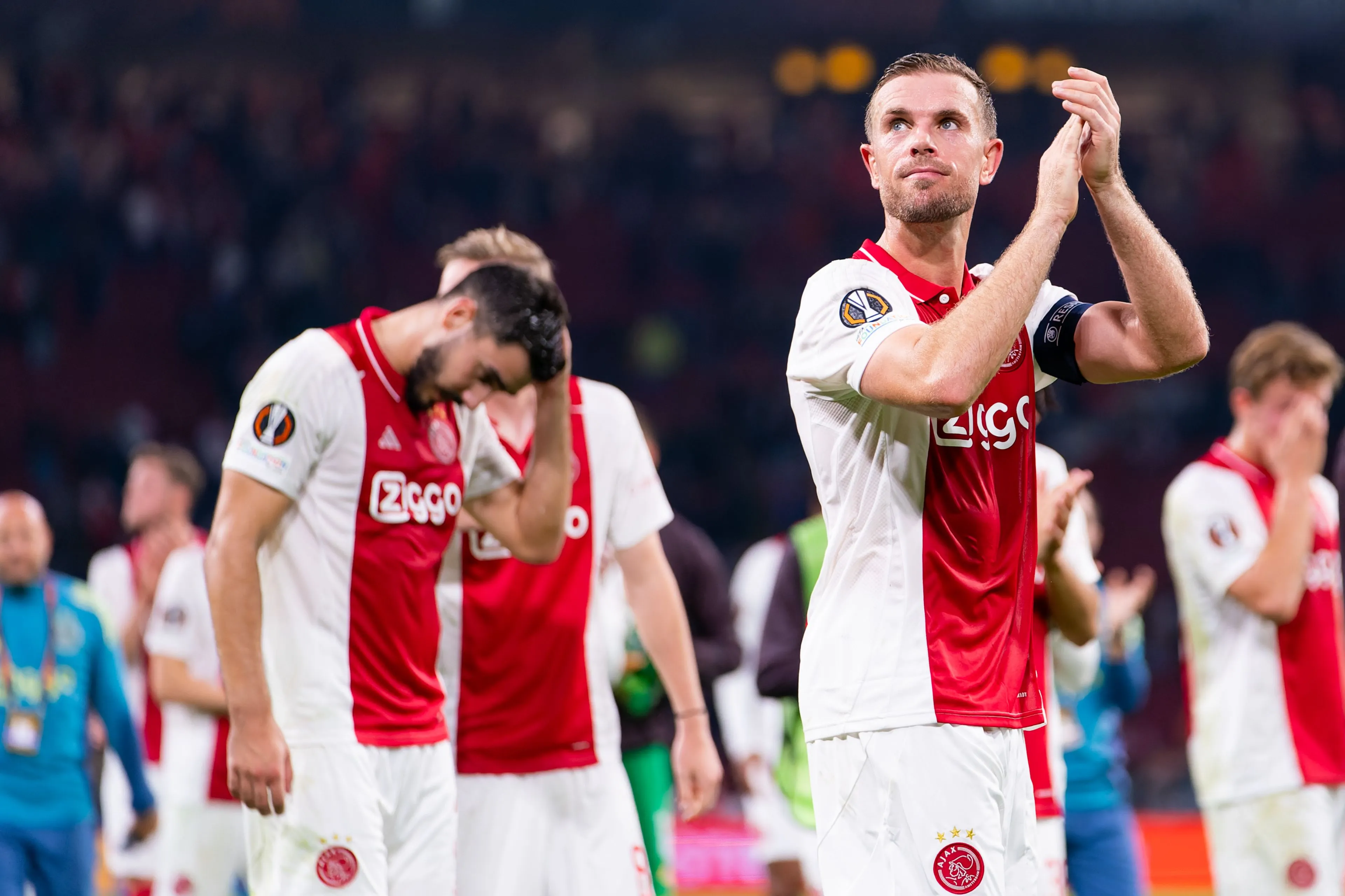 Veel ontbrekenden bij Ajax in clash tegen Slavia Praag, club maakt reden niet bekend