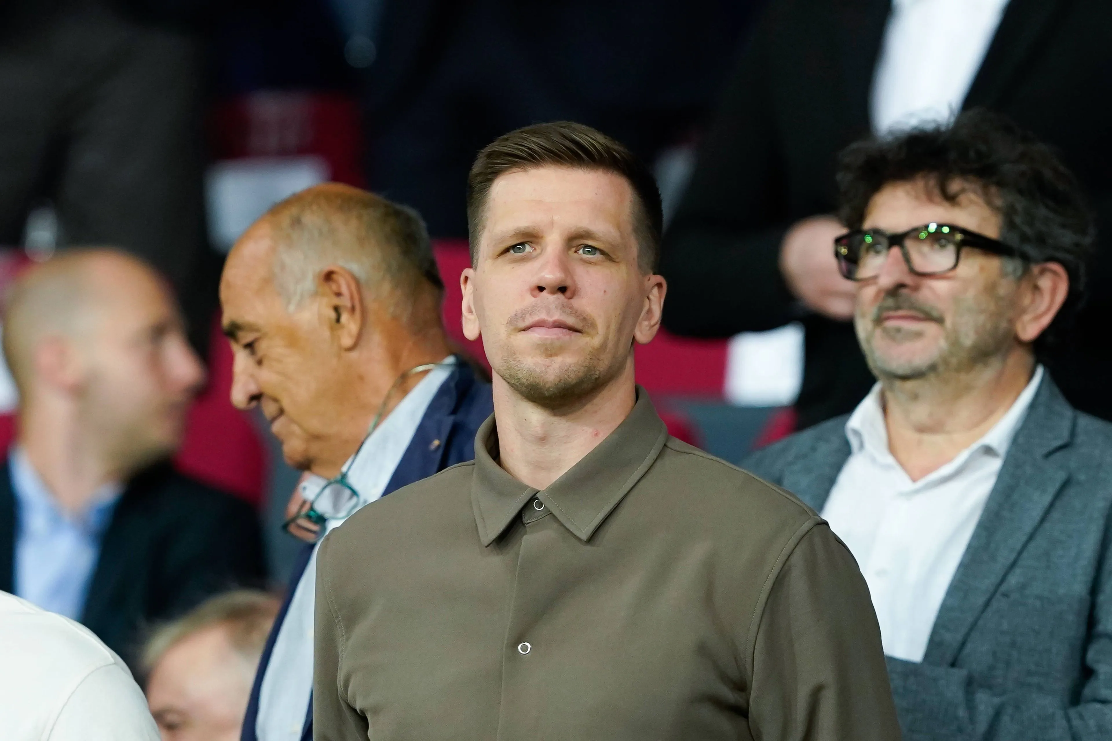 Barcelona's Szczesny blijft doorgaan met roken: 'Dat gaat niemand iets aan'