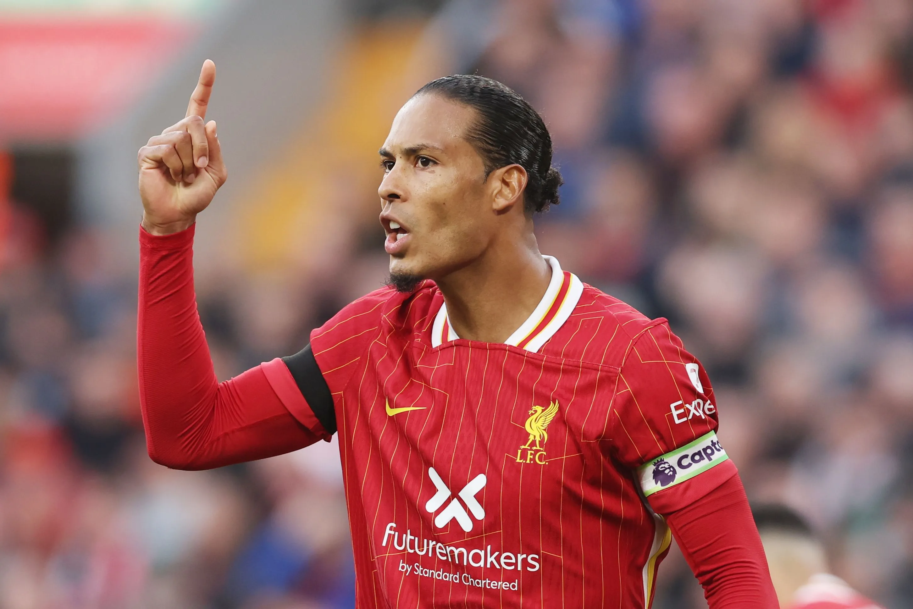 Virgil van Dijk in gesprek met Liverpool over nieuw contract: 'Ik weet het niet'