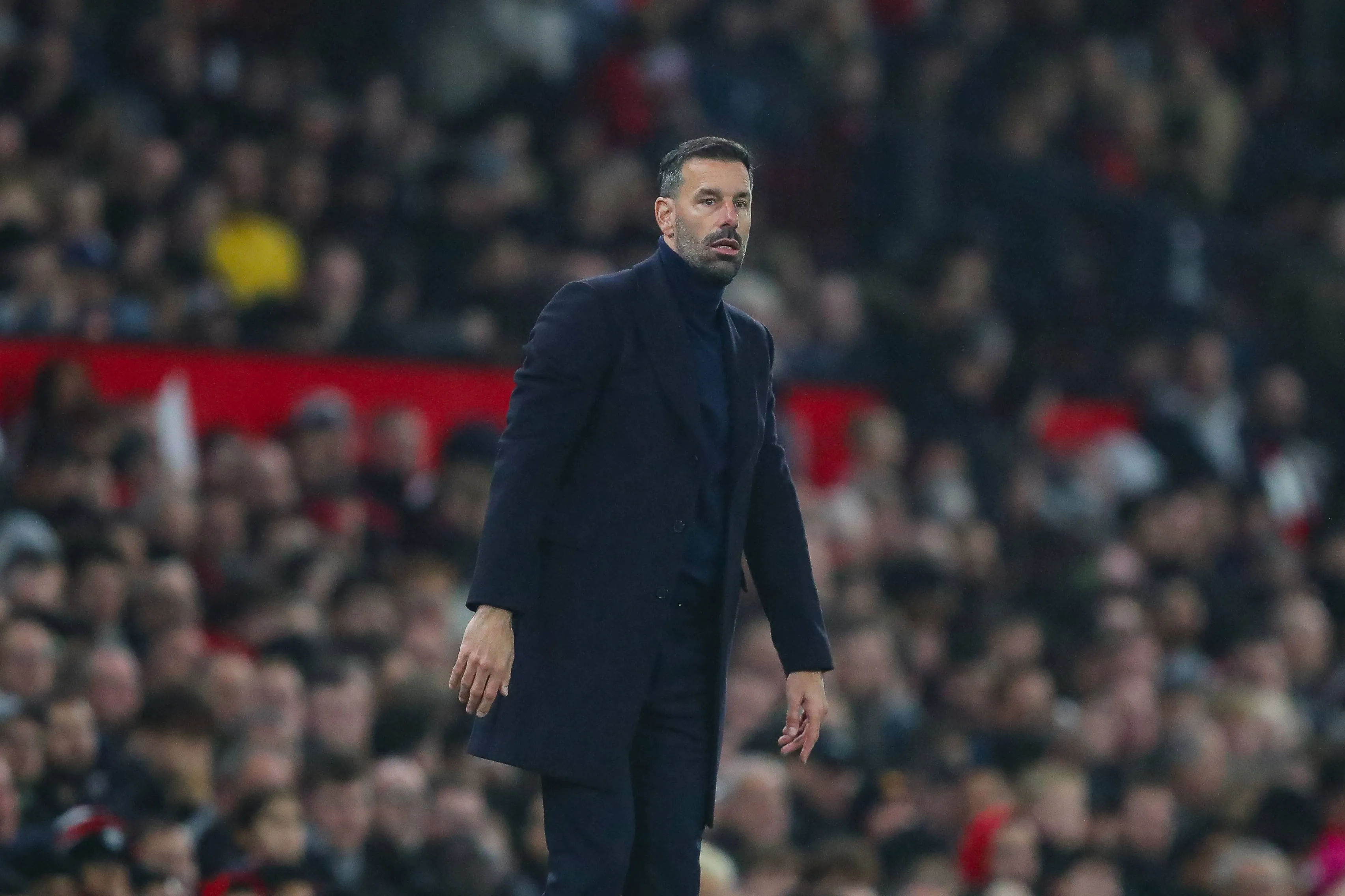 Ruud van Nistelrooij pakt een punt met Manchester United in zondagse kraker tegen Chelsea