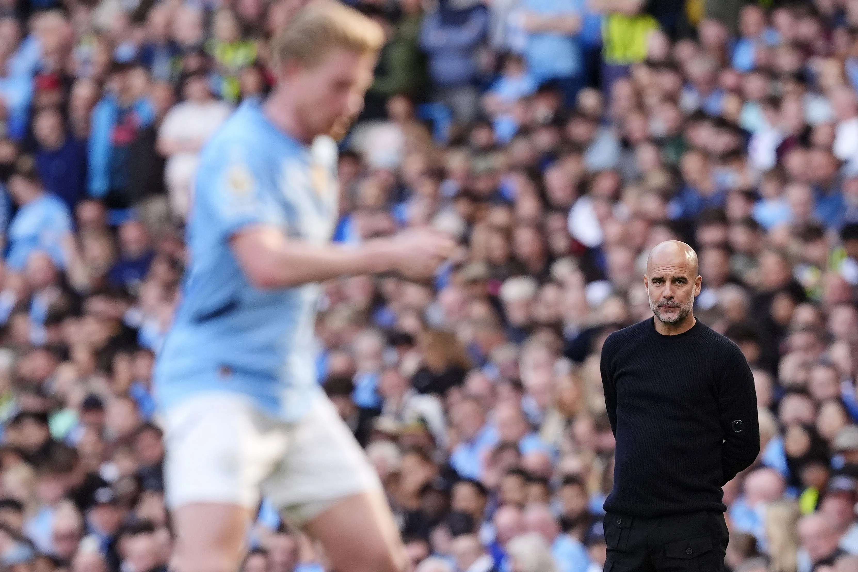 Pep Guardiola knokt zich terug in discussie over speeltijd Kevin de Bruyne: 'Denk je dat ik het leuk vind?'