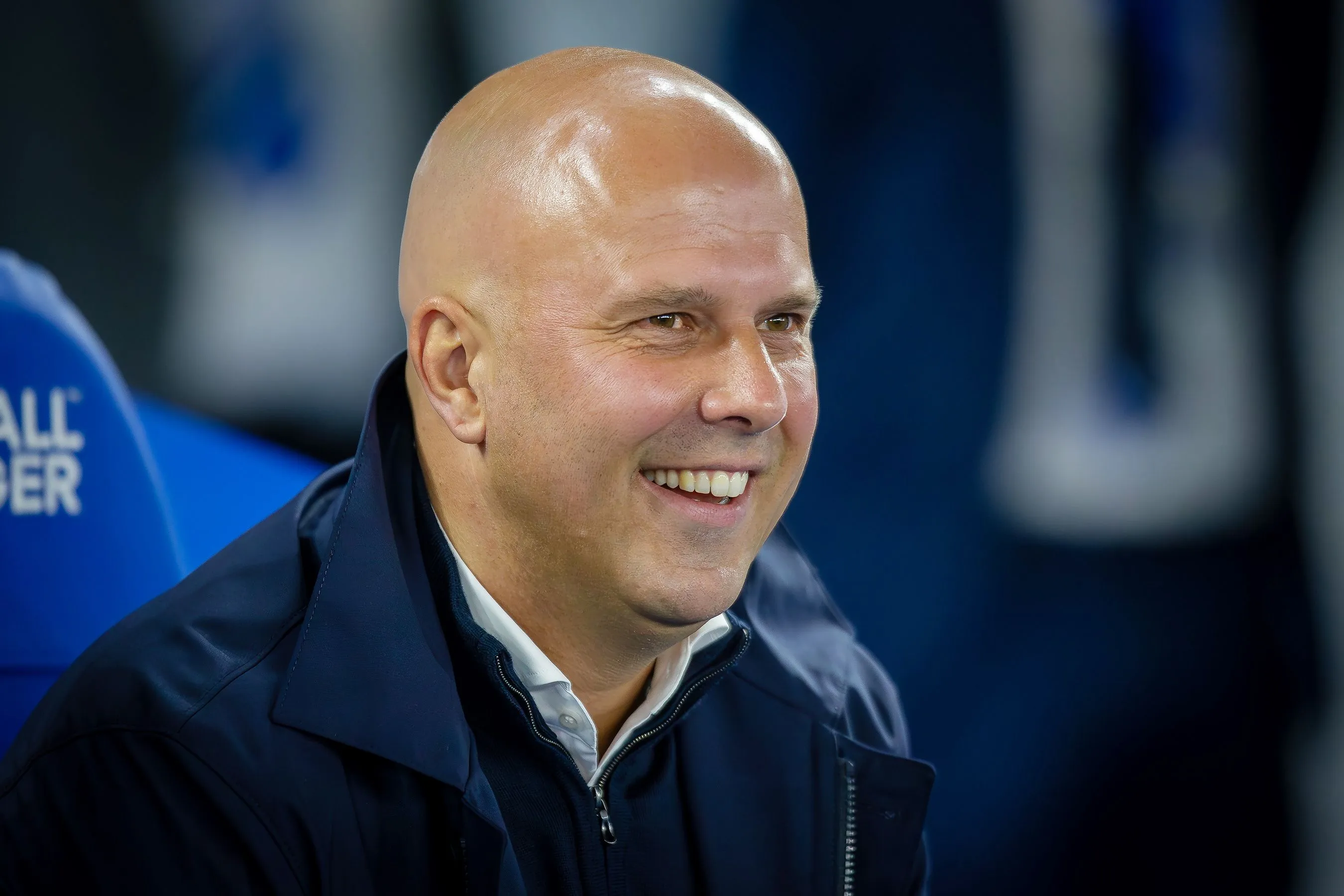 Arne Slot prijst rivaal in aanloop naar Premier League-kraker: 'Hoop dat hij een trofee wint'