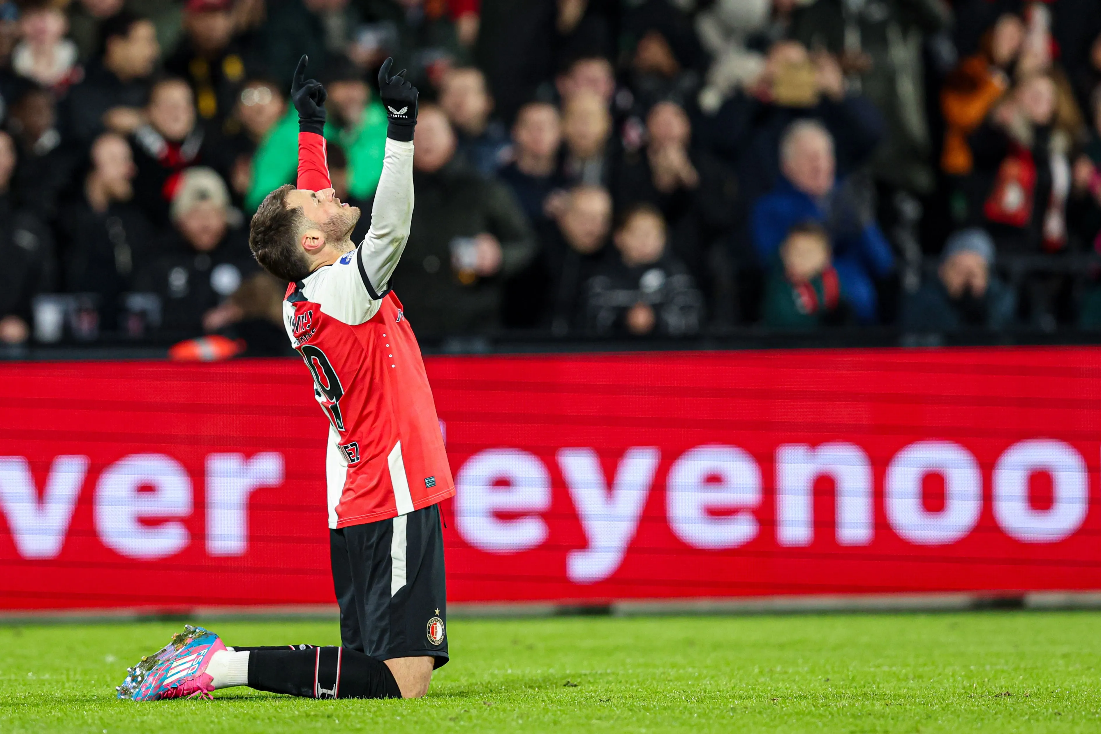 Vader van Santiago Gimenez heeft slecht nieuws voor Feyenoord rondom transferperiode