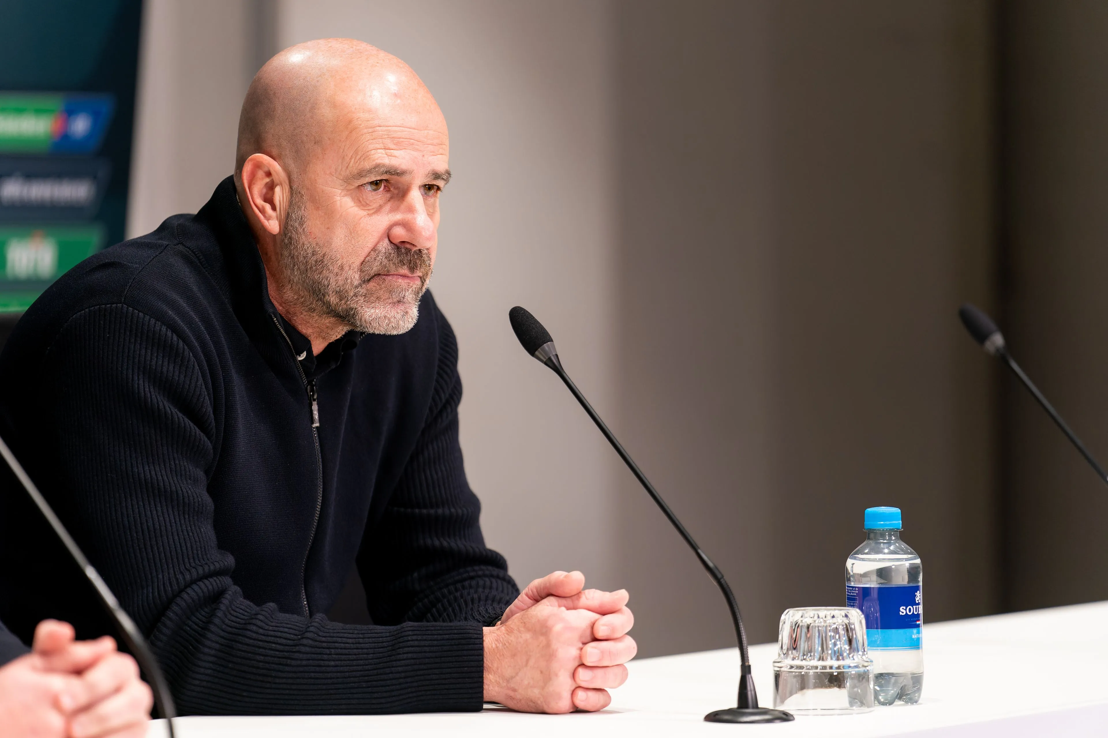 Kopzorgen voor Peter Bosz: Twee sterkhouders onzeker voor Feyenoord