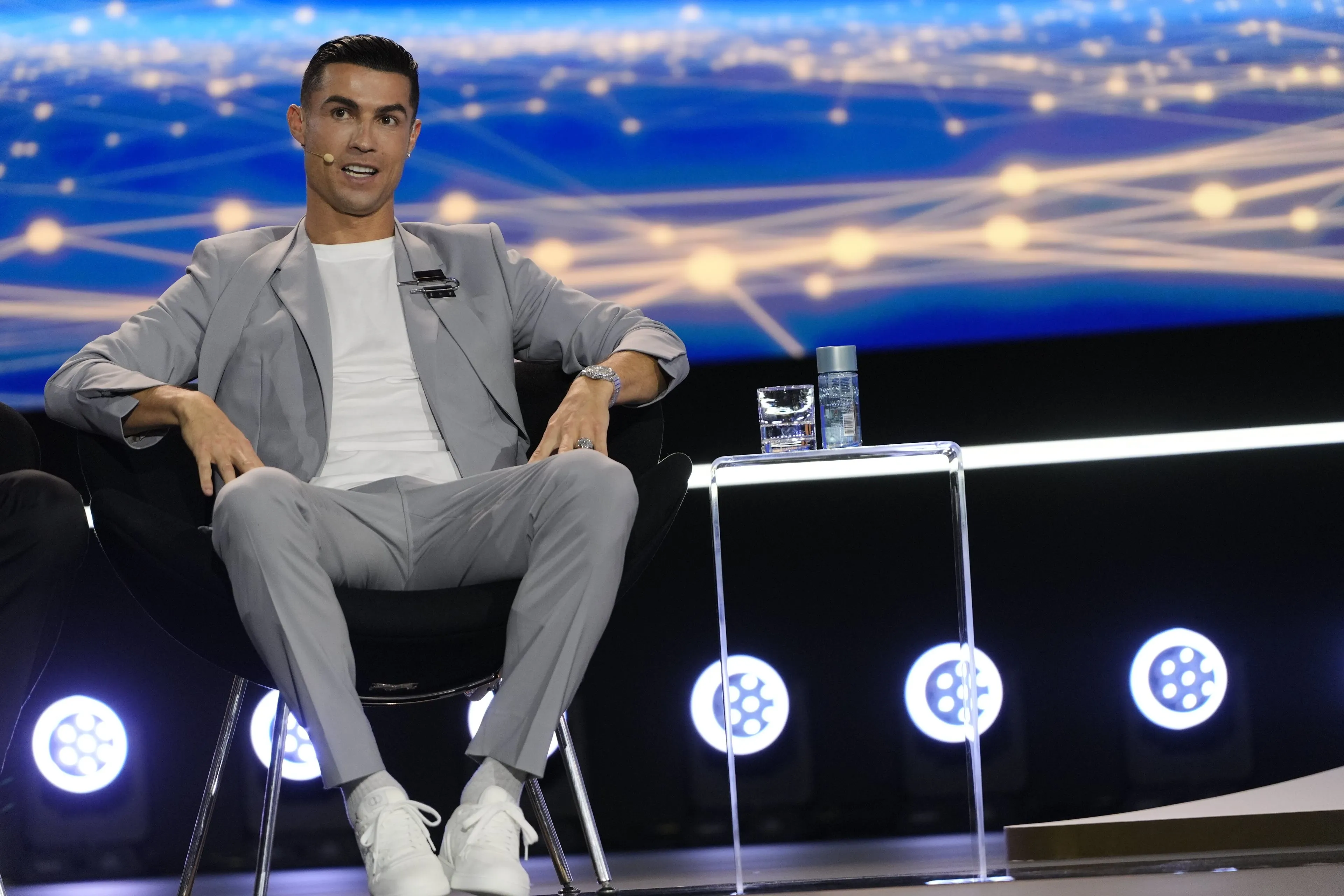 Cristiano Ronaldo komt met stoere taal: 'Als ik de baas van Manchester United was...'