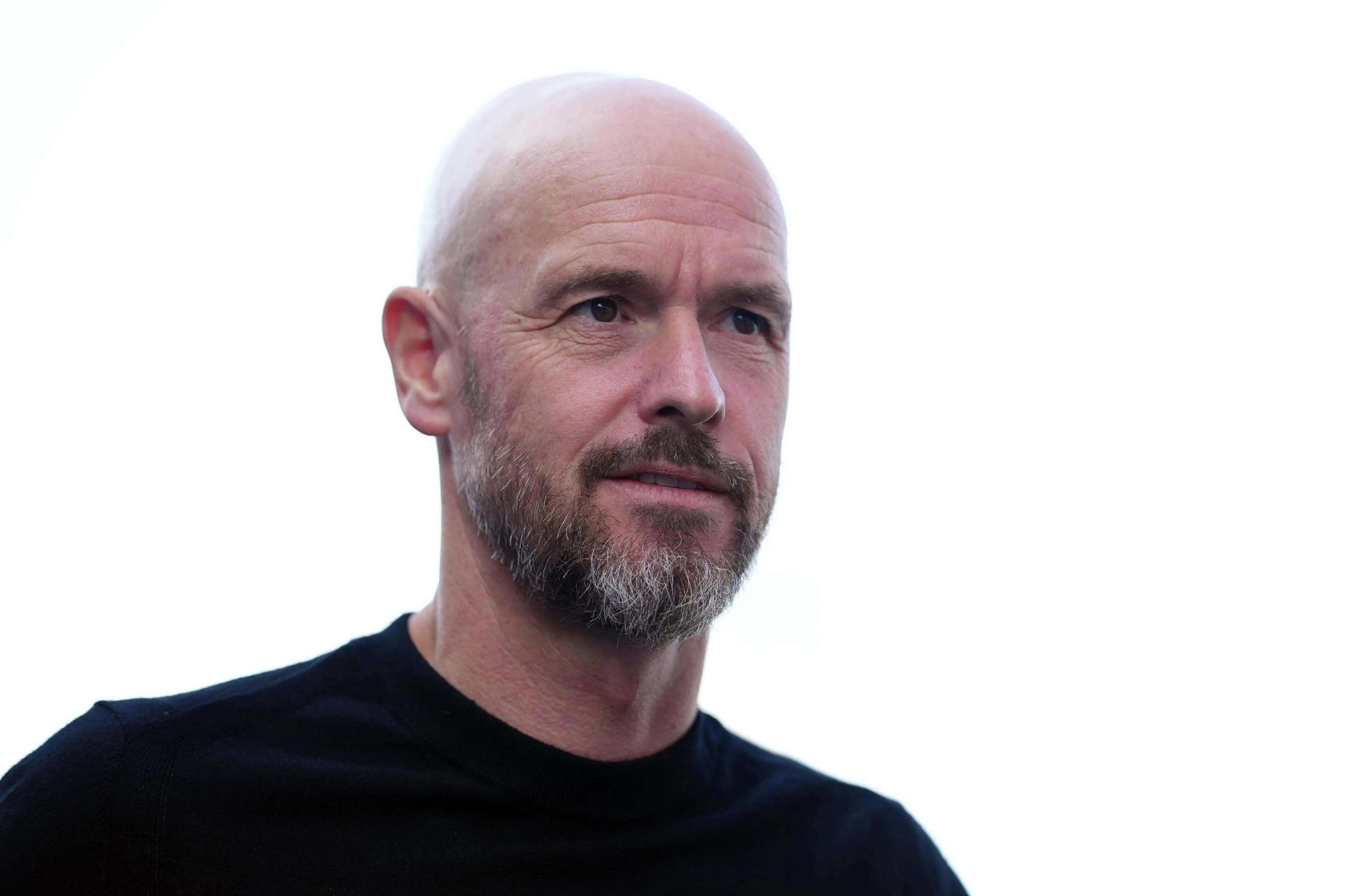 Erik ten Hag gespot op tribune van Duitse topclub