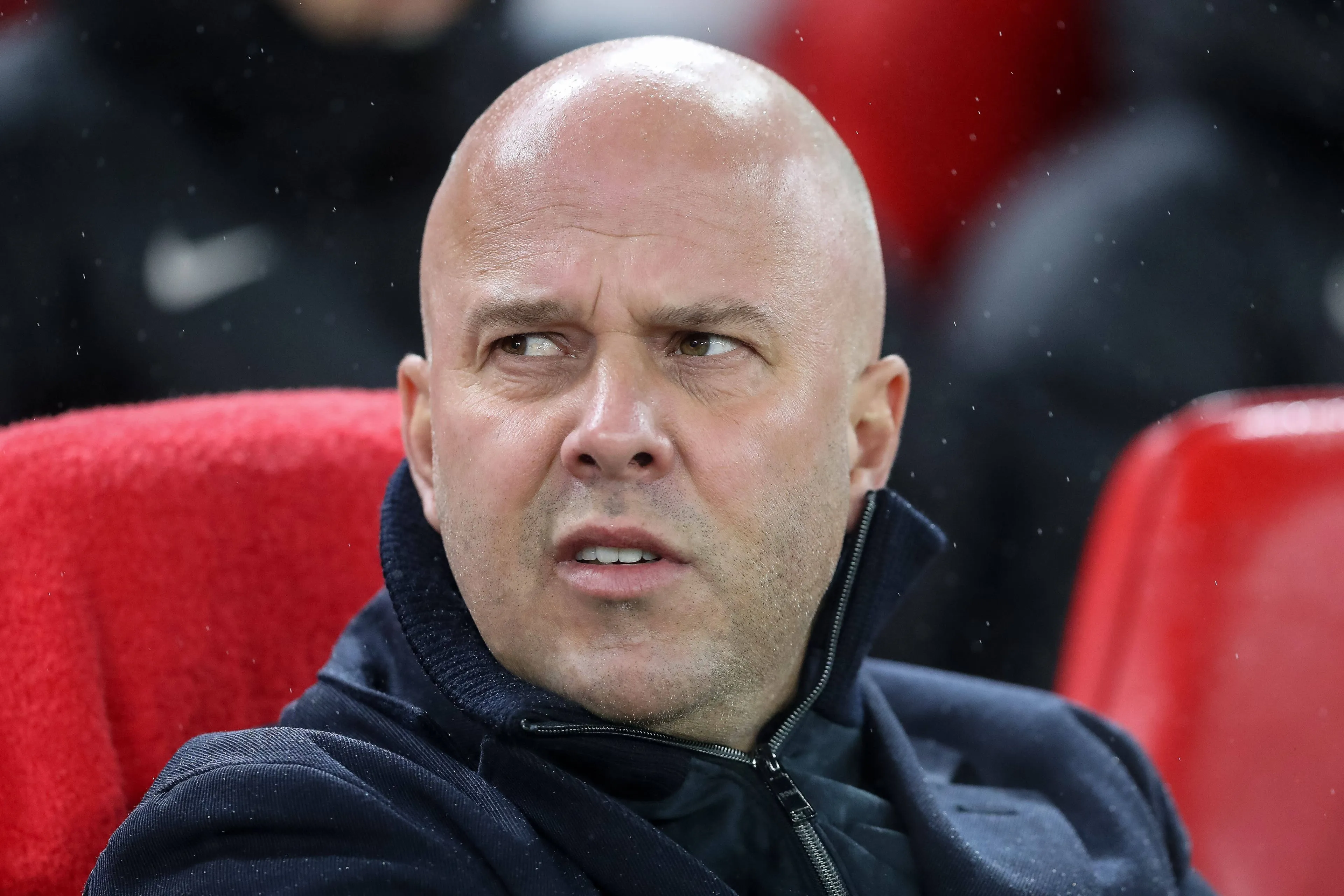 Arne Slot reageert op gerucht over reden dramawedstrijd Trent Alexander-Arnold: 'Ik geloof niet in die dingen'
