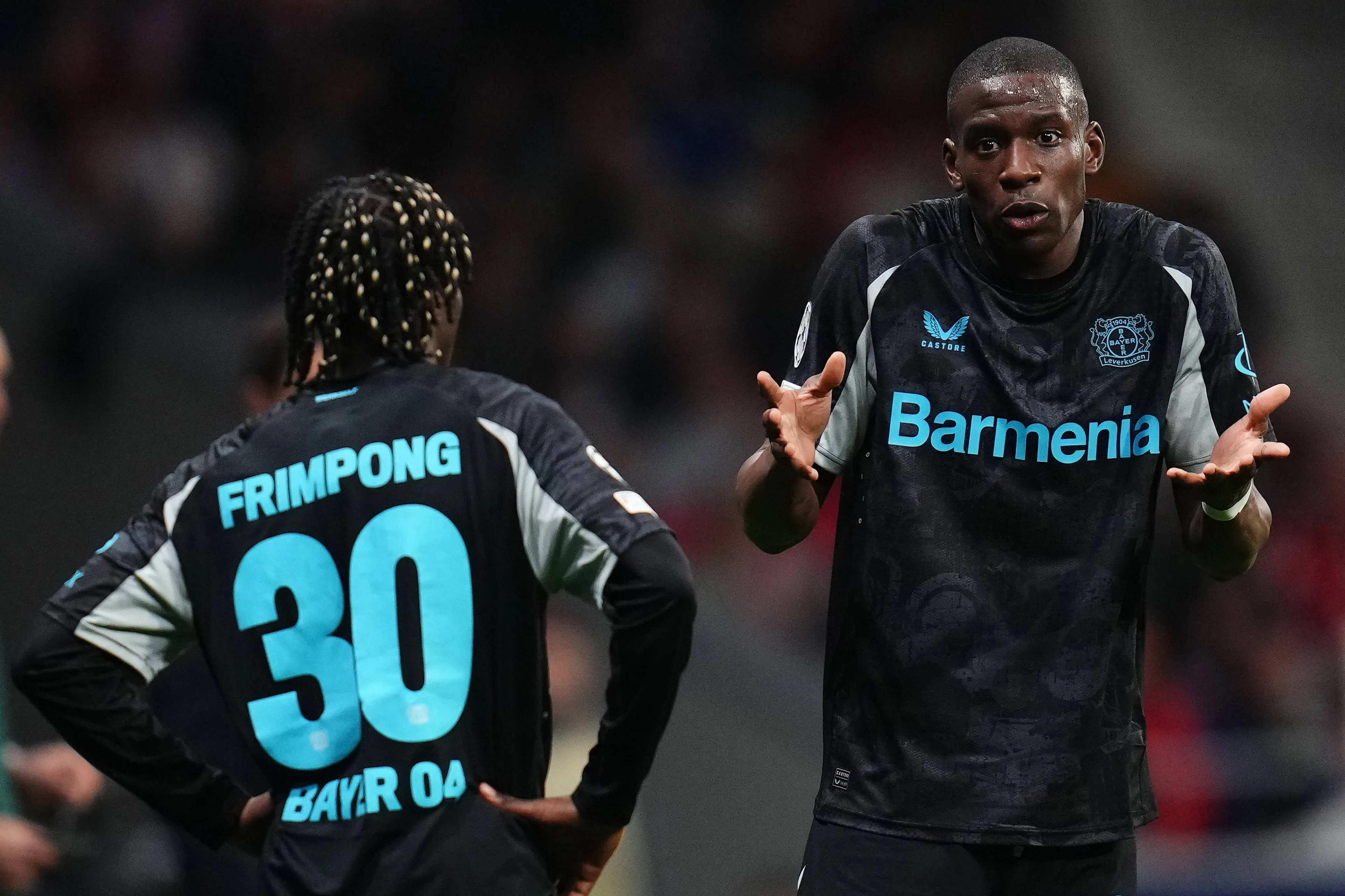 Jeremie Frimpong verontschuldigt zich tegenover fans van Atlético Madrid na controversieel moment