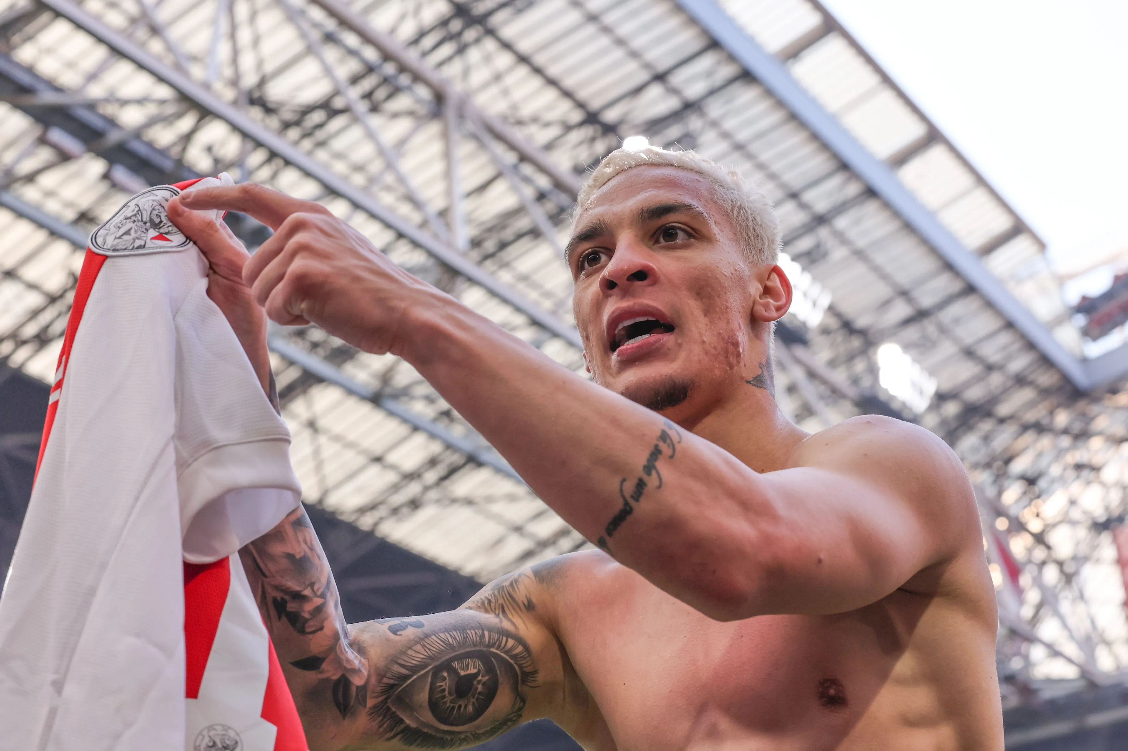 Oud-Ajacied Antony hint op definitief vertrek bij Manchester United