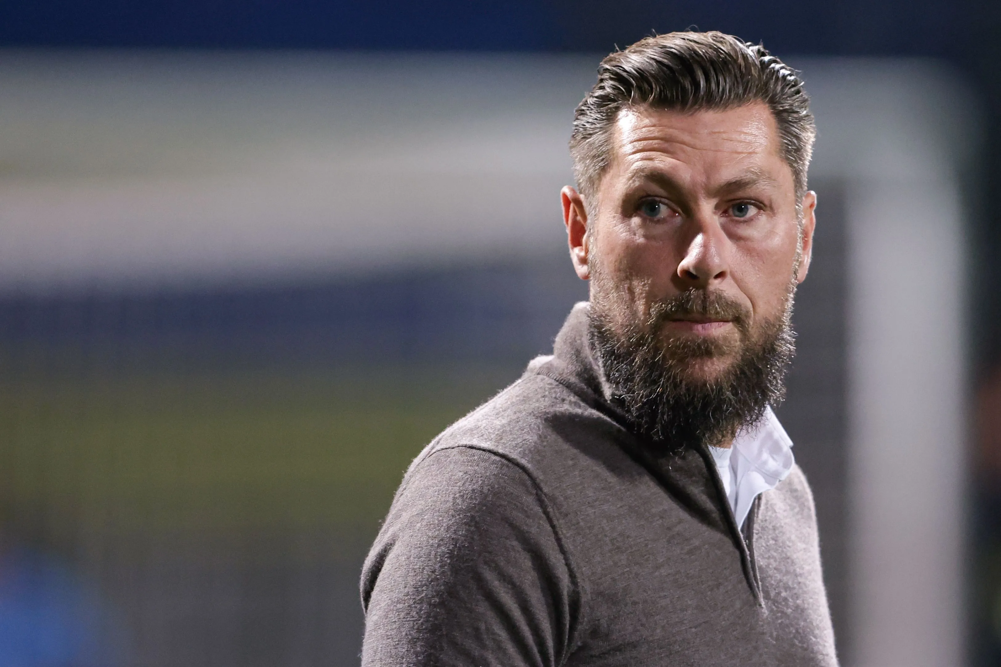 Feyenoord kondigt nieuwe interim-trainer aan na ontslag Brian Priske