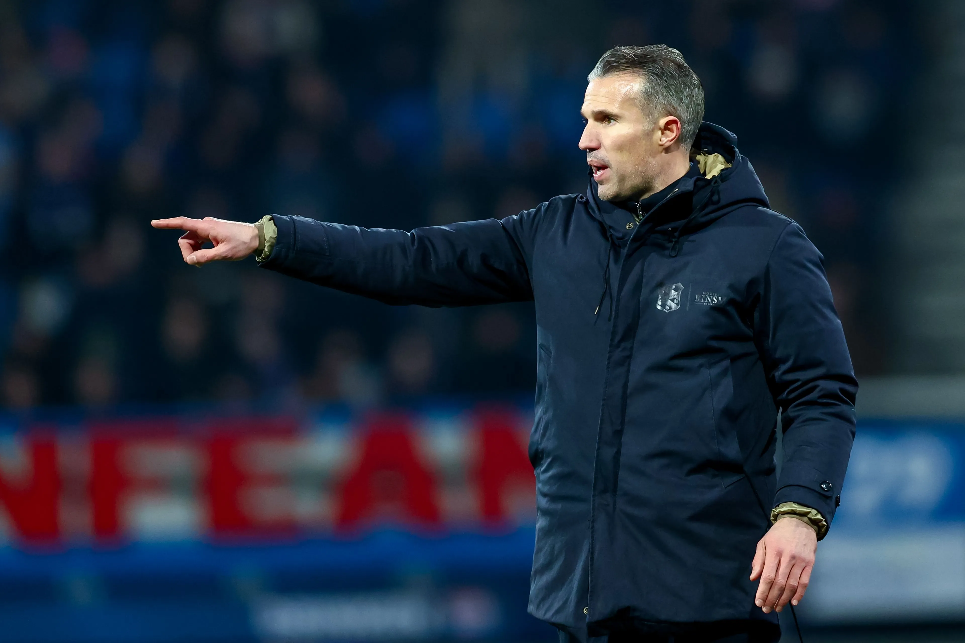 Beteuterde reacties in Friesland na plots vertrek Robin van Persie