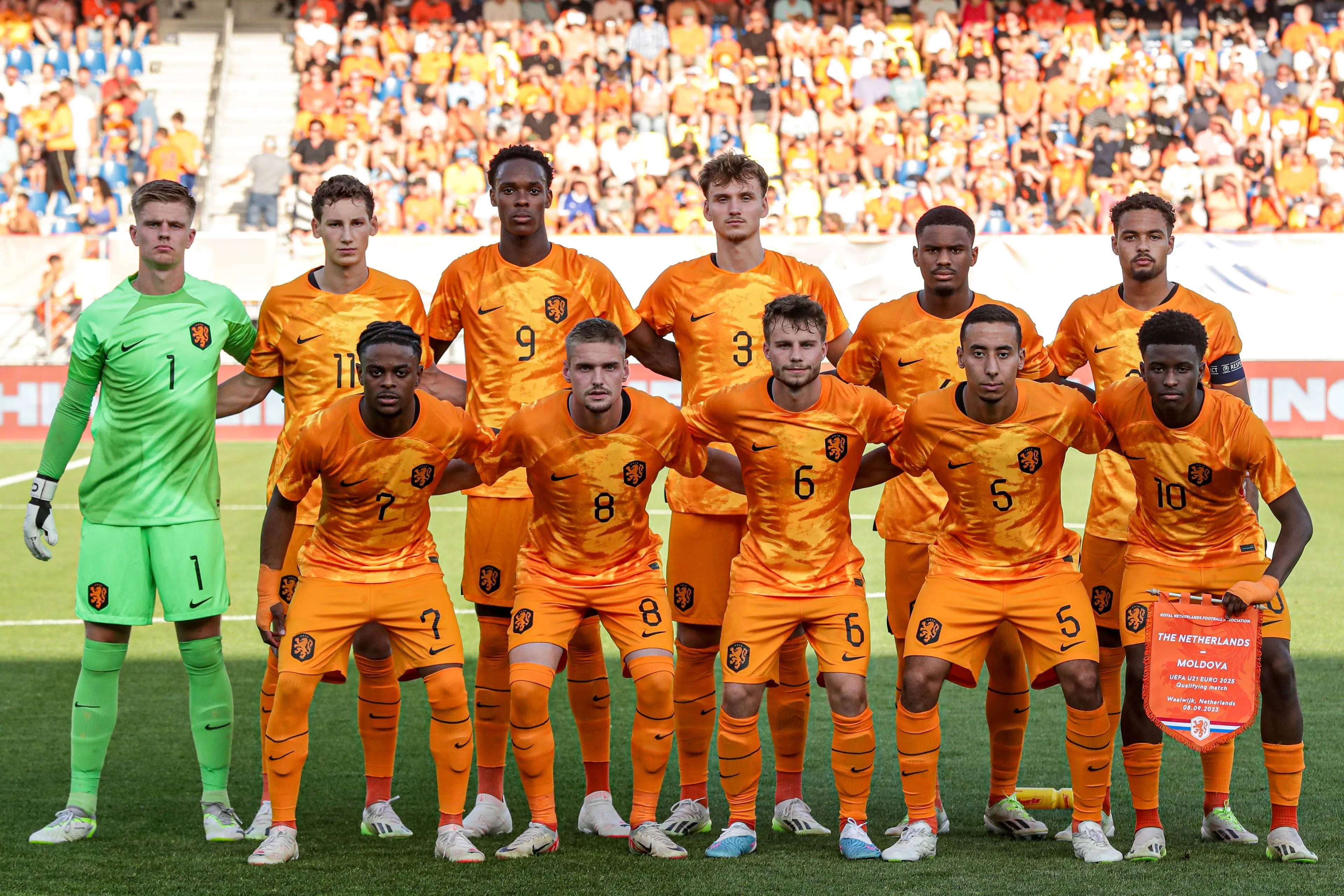 Speler van Jong Oranje kan interlandswitch maken: 'Tonen veel interesse'