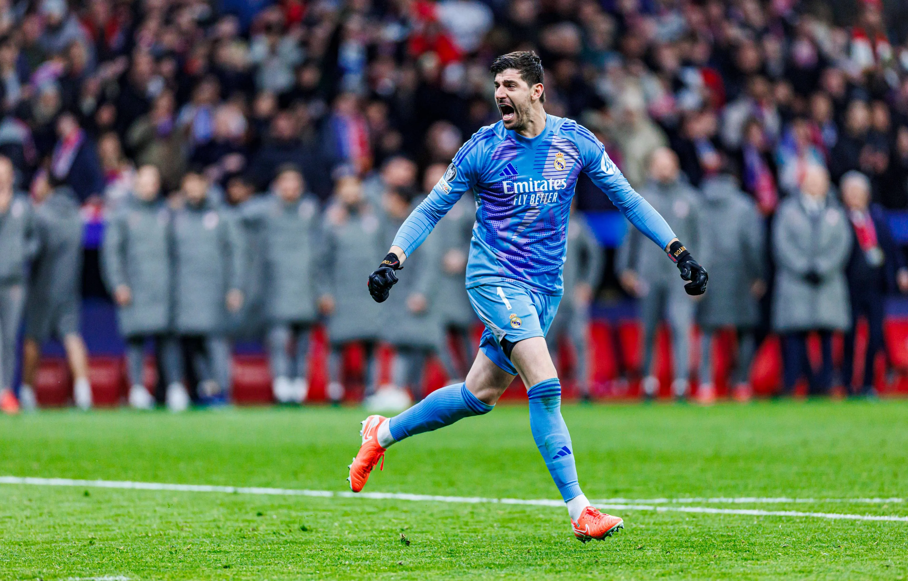 Thibaut Courtois haalt keihard uit richting Atlético na gewonnen penaltyserie: 'Altijd maar janken'