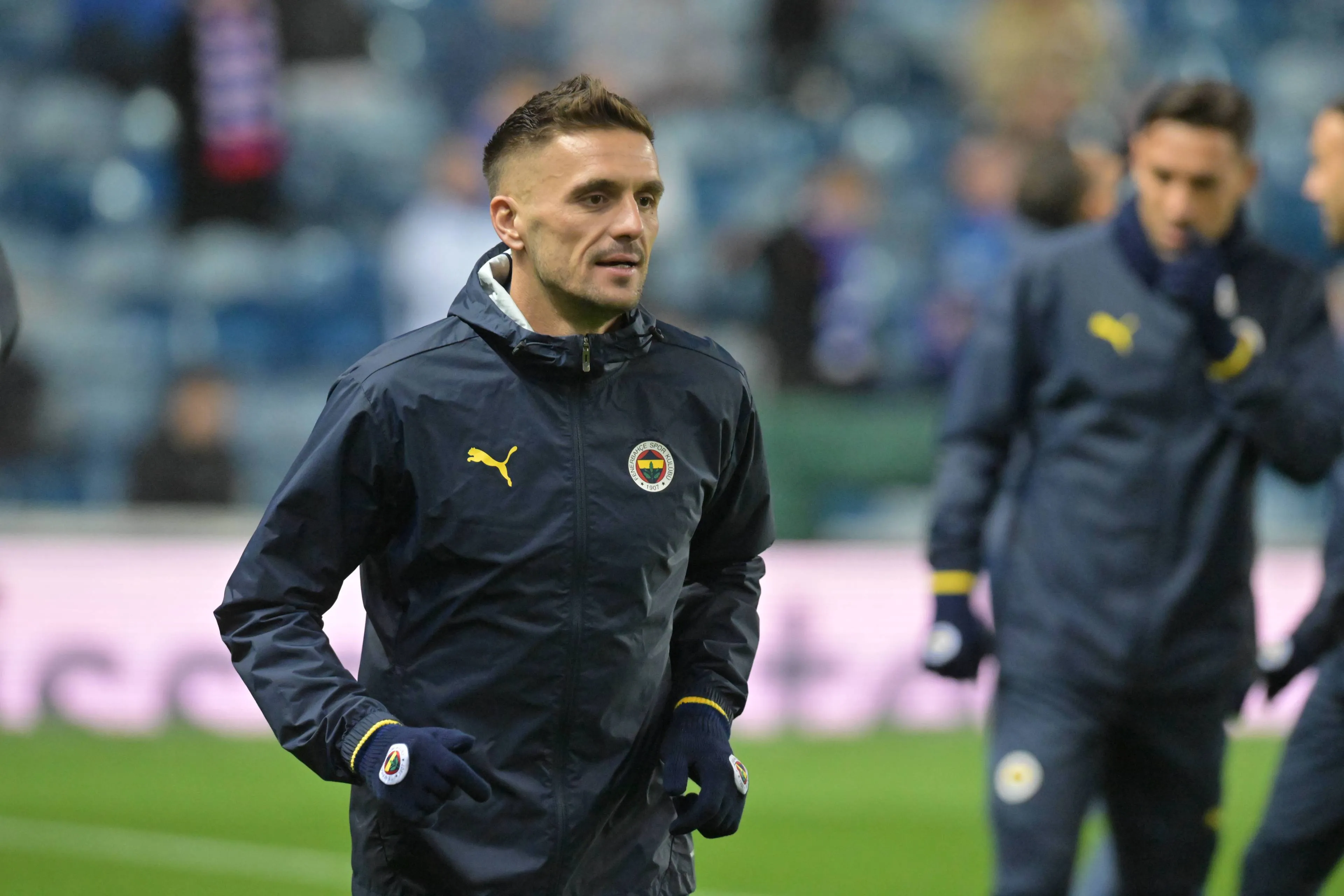 Woeste fans Fenerbahçe zorgen mogelijk voor terugkeer Dusan Tadic bij Ajax