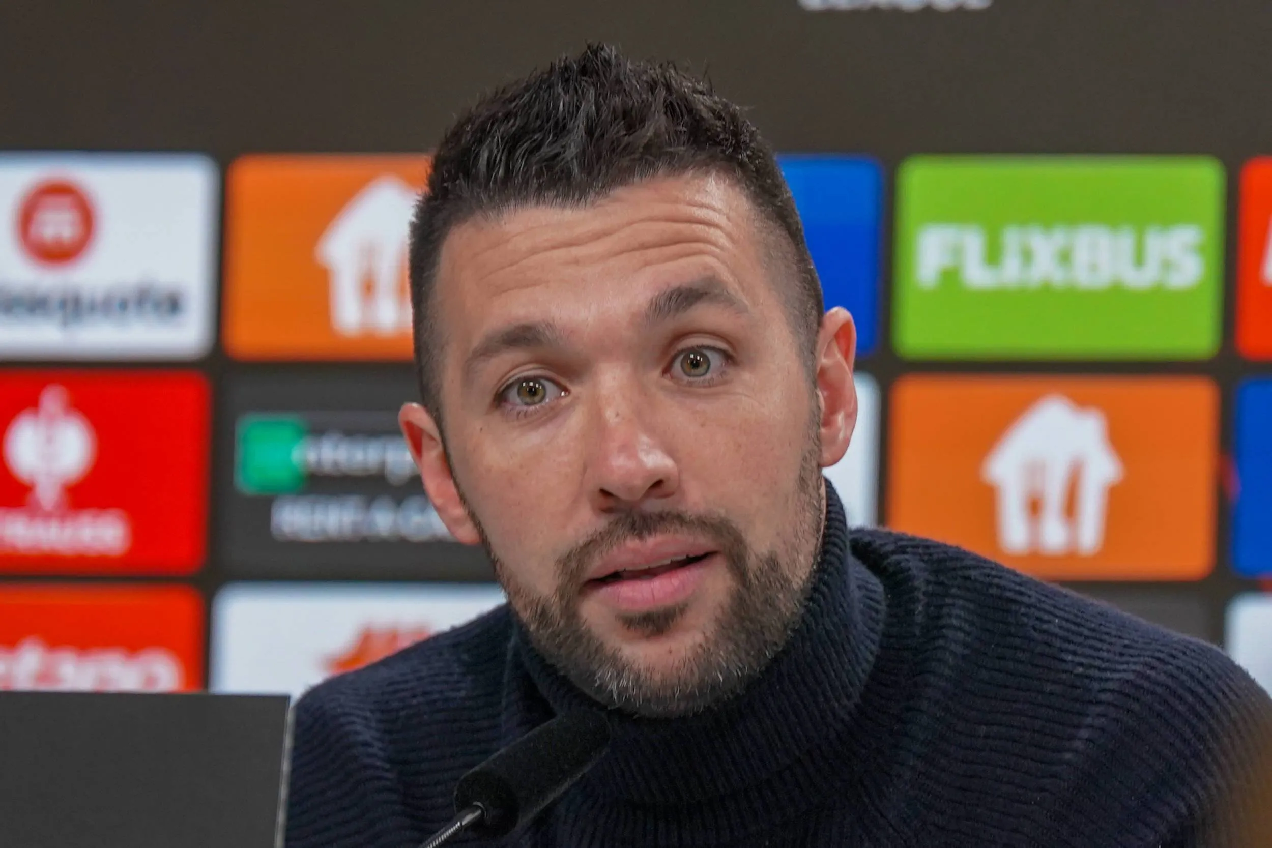 Forse kritiek aan het adres van Ajax en Francesco Farioli: 'Toegejuicht door een stel imbecielen'