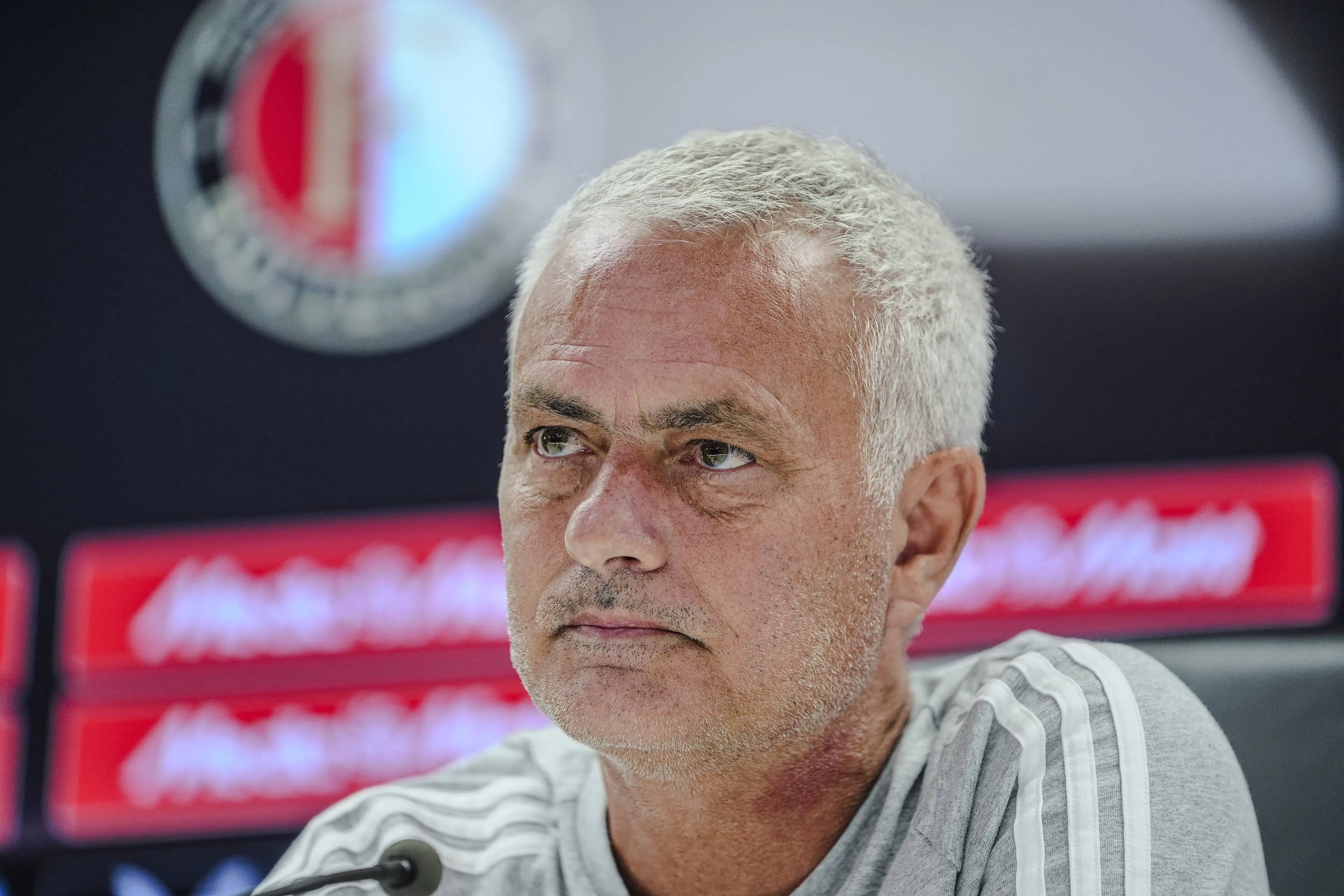 Turkse bond helpt Fenerbahçe om Feyenoord te verslaan