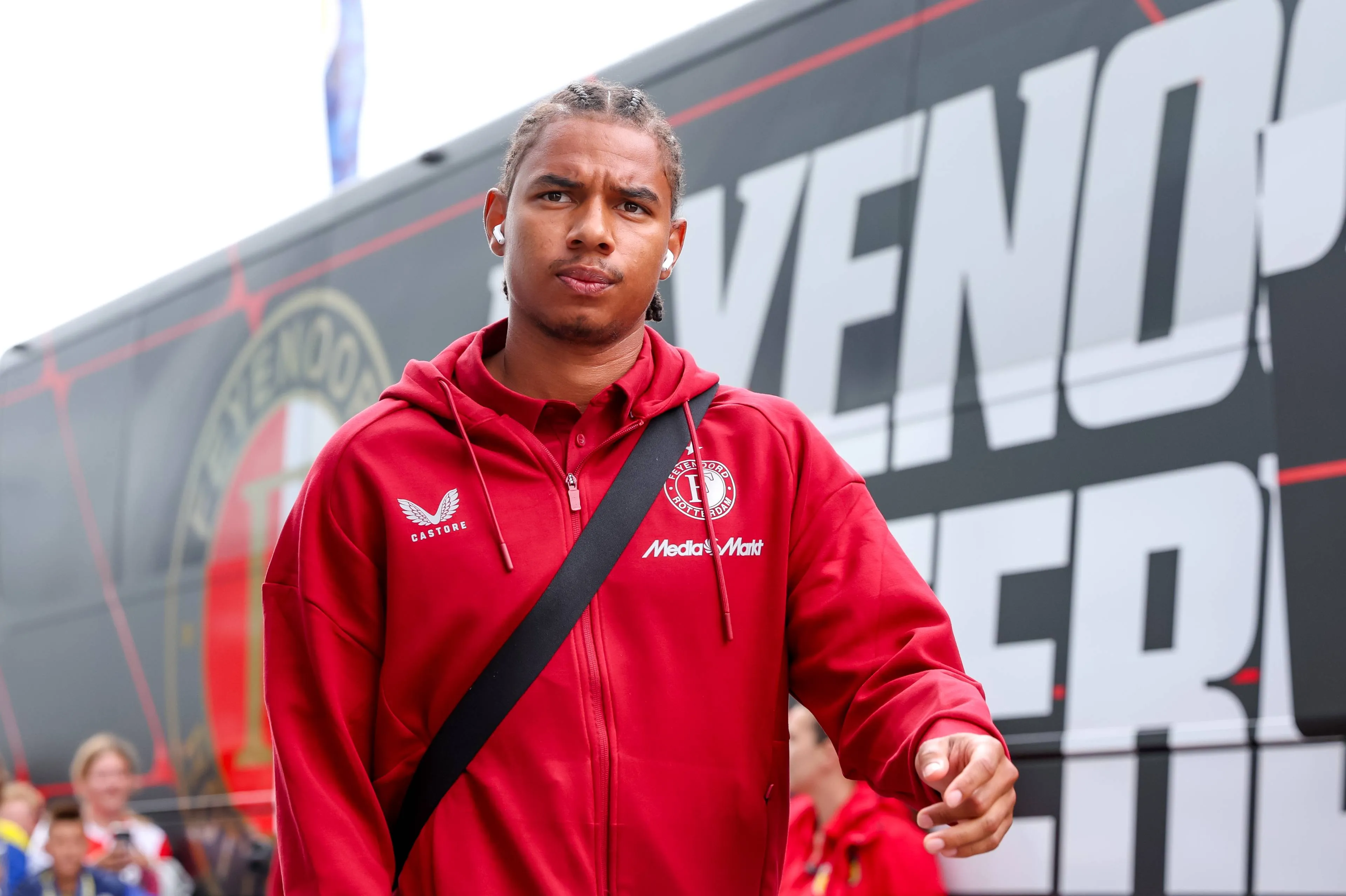 Droevig bericht uit Italië voor Feyenoord: 'We wachten op de uitslag, maar we vrezen dat het ernstig is'