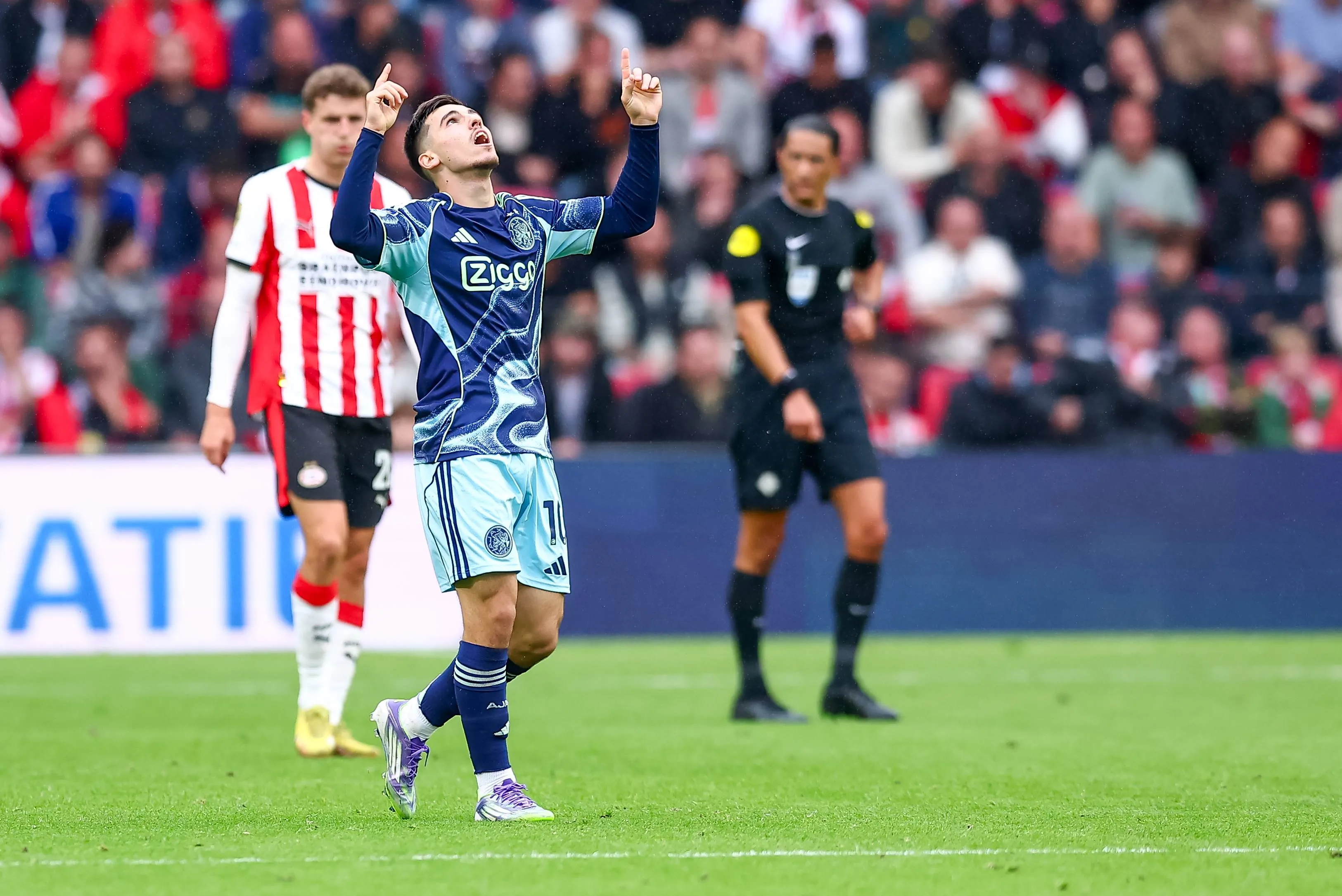 Ajax-nieuwkomer helpt de Amsterdammers aan een punt in De Topper