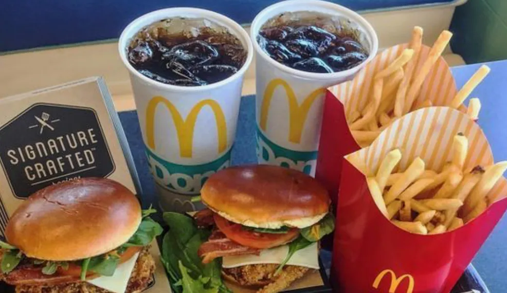 OMG: bij deze McDonald's kan je alle items van het menu ter wereld bestellen