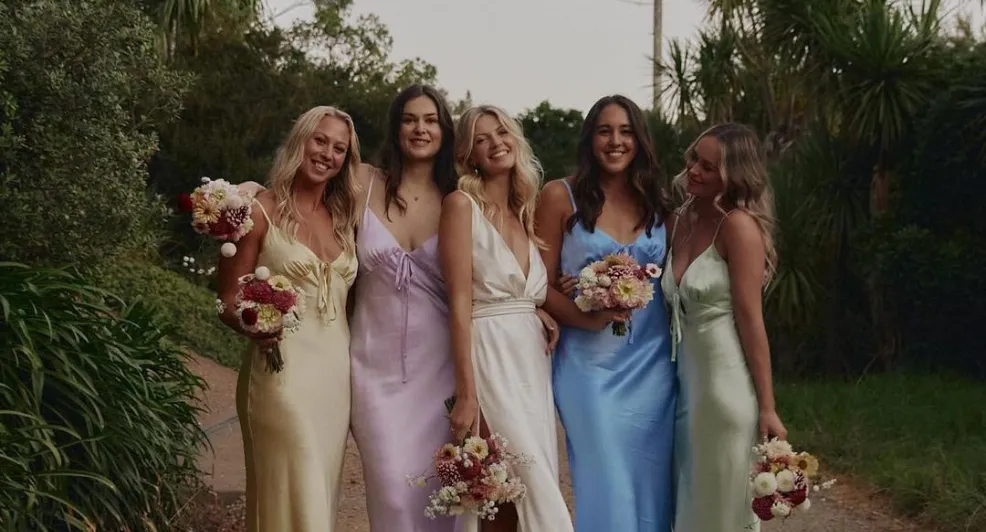 Binnenkort een bruiloft? Dit zijn de leukste wedding guest outfits