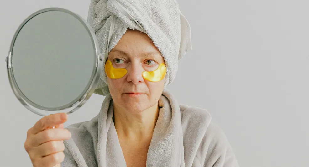 Veel slaap en olijfolie: deze beautyhacks zijn van vrouwen boven de vijftig