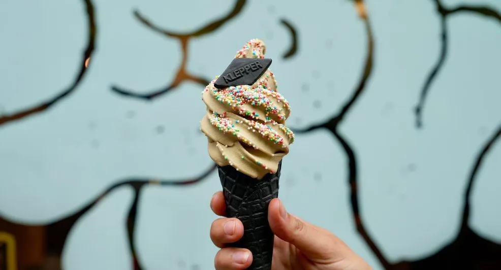 Tijd voor ijs: dít weekend haal je de limited edition van STACH x Oatly x Klepper & Klepper