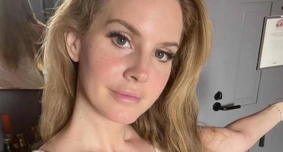 Lana Del Rey zegt na een maand al 'Ja, ik wil' tegen Jeremy Dufrene