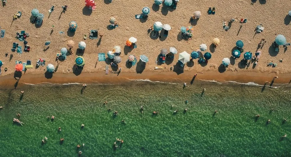 Dít is één van de goedkoopste stranden van Europa - die je vast nog niet kent
