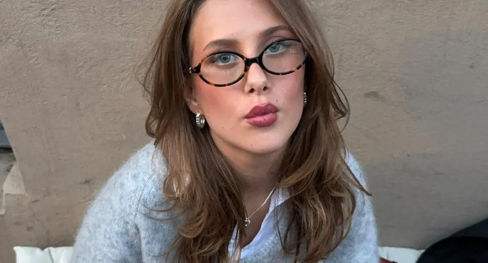 Voor op je wensenlijstje: déze bril van Miu Miu (of de dupe van H&M) is prachtig