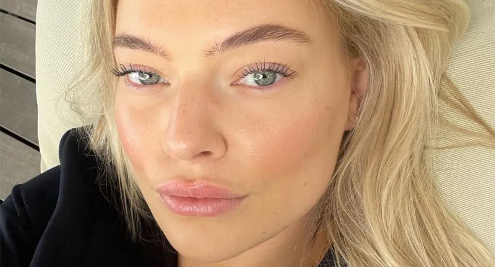 Beautyliefhebbers opgelet: déze lip peptide lijkt precies op die van Rhode Skin