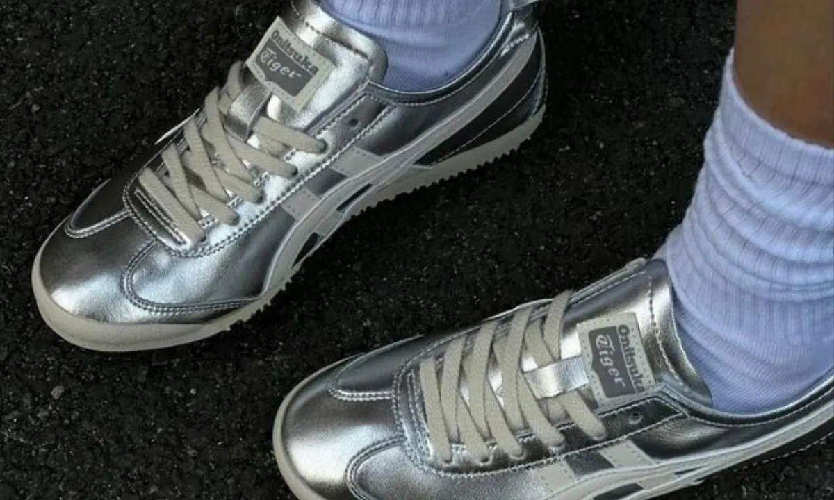 metallic sneakertrends