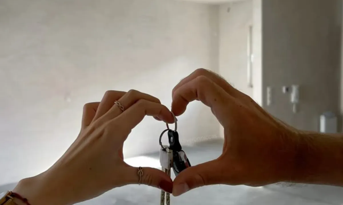 Samenwonen in het gekochte huis van je partner: zo pak je dit aan