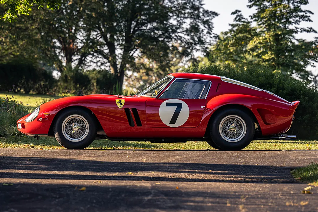 Deze Ferrari GTO is de op één na duurste bak die ooit geveild is