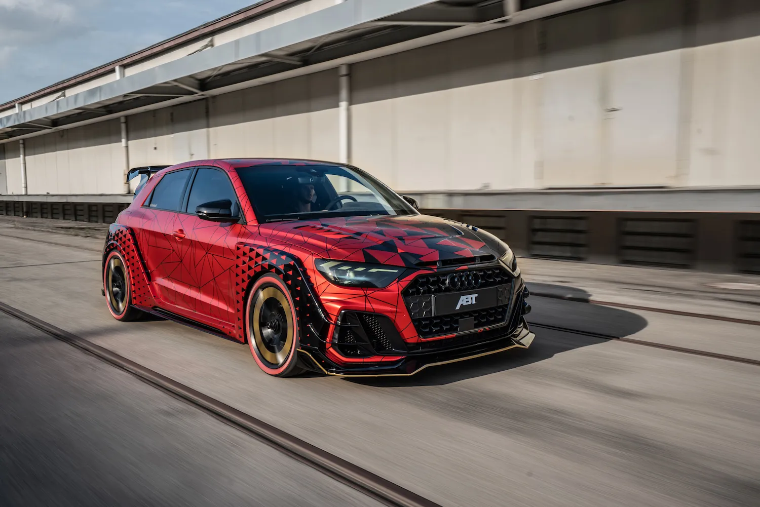 abt a1 1of1 front red dynamic kopie