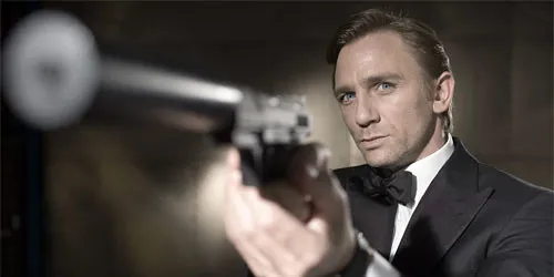 banner daniel craig