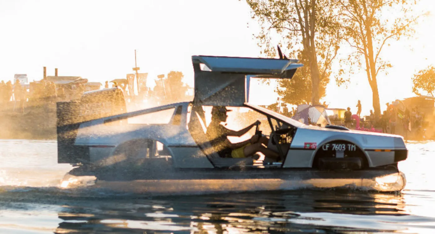 delorean hovercraft