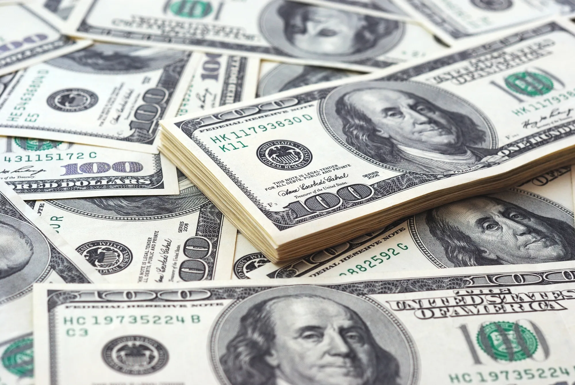 Maakt geld dan toch gelukkig? Dit onderzoek geeft het antwoord