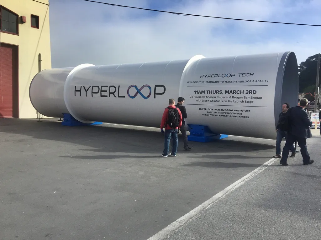 fhm hyperloop 1