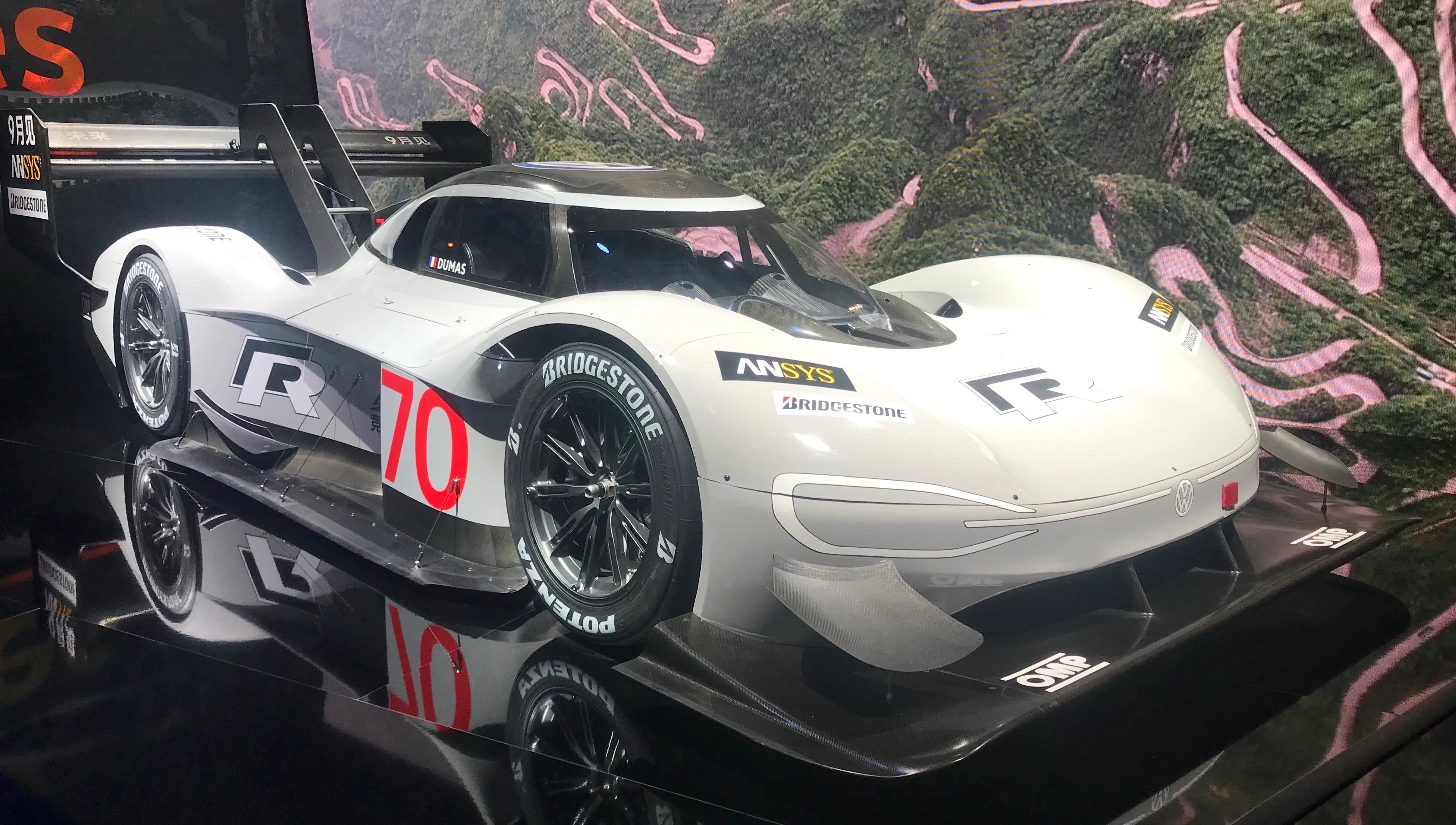 fhm volkswagen id r