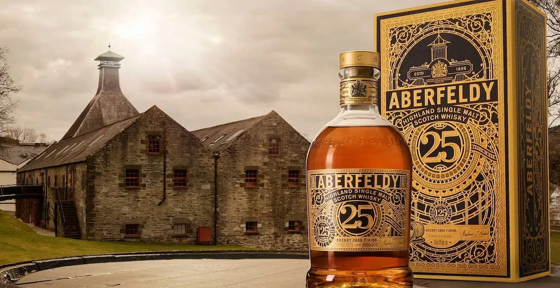 Whiskygeschiedenis in een fles: Aberfeldy viert 125-jarig bestaan met 25 jaar oude whisky