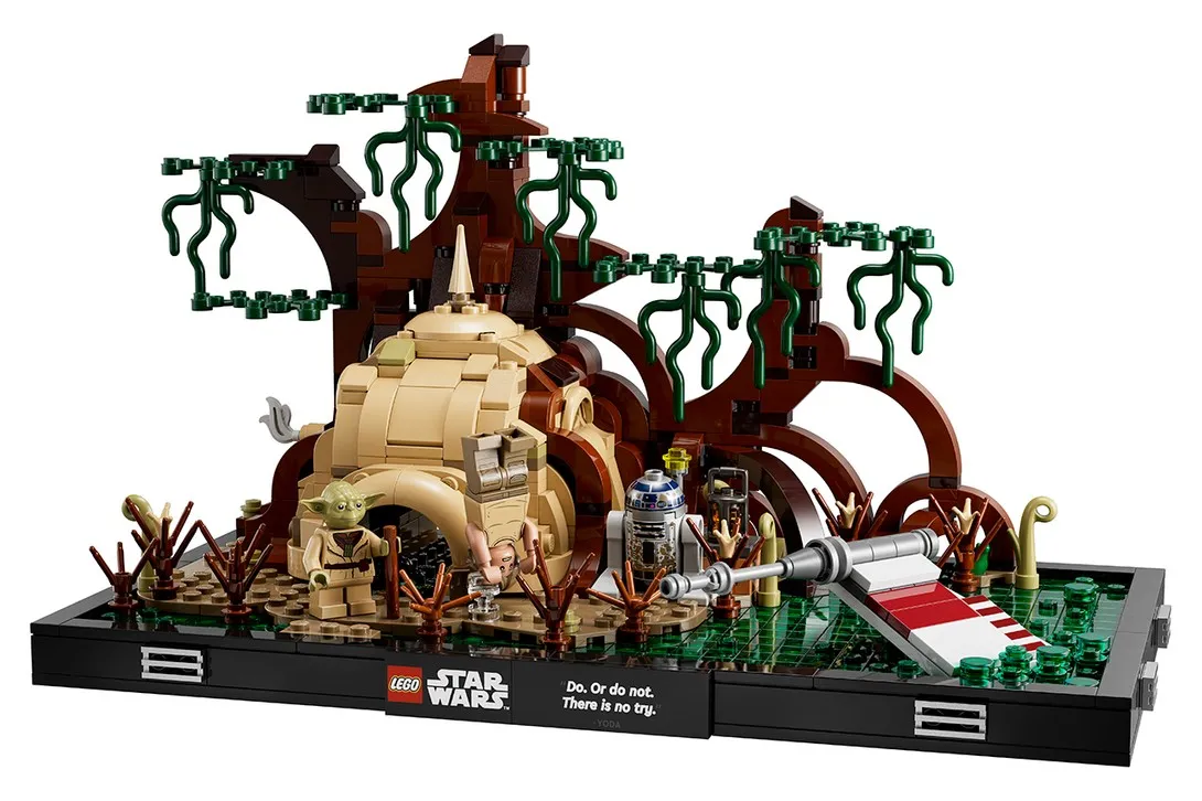 https hypebeastcom image 2022 03 lego original star wars trilogy diorama trench run dagobah 10 1