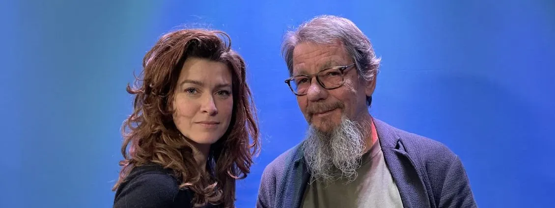 Gloednieuwe podcast over de meest bizarre waargebeurde verhalen uit de journalistiek
