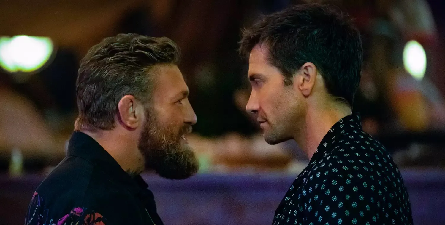 Jake Gyllenhaal en UFC-koning Conor McGregor bundelen hun krachten in explosieve 'Road House'-trailer