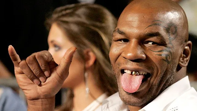 round1 mike tyson ontkent geruchten rentree